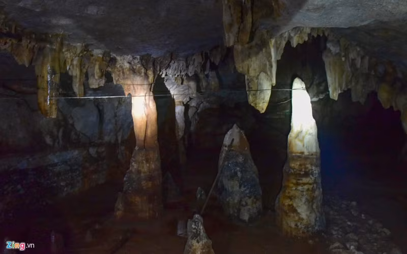 hang dong sau hang km chua co dau chan du khach o mu cang chai