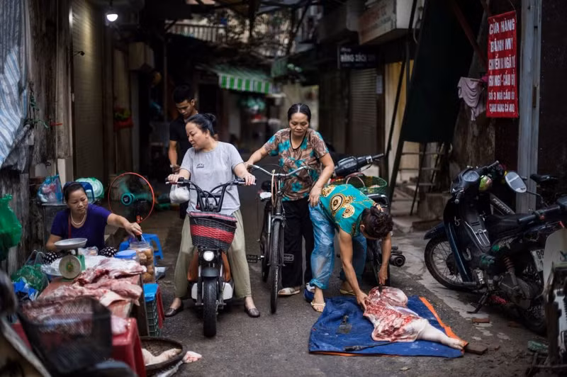 nhip song pho co ha noi qua ong kinh phong vien afp