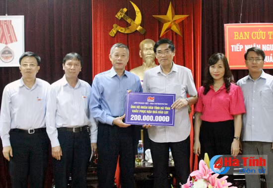 tiep tuc cac hoat dong nghia tinh huong ve dong bao lu lut ha tinh