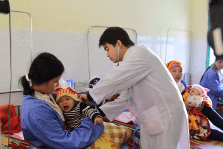 vi sao thoi tiet chuyen lanh nguoi lai do benh
