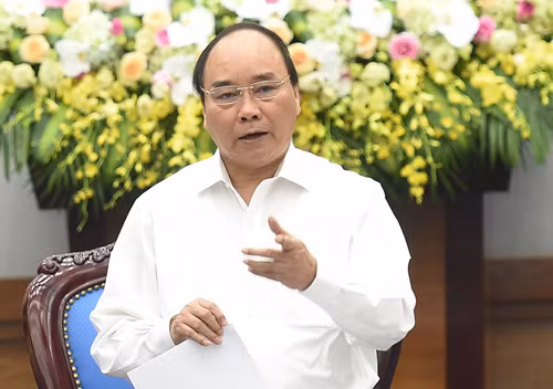 Thủ tướng Nguyễn Xuân Phúc phát biểu kết luận phiên họp Chính phủ thường kỳ tháng 10/2016. Ảnh: VGP/Quang Hiếu thu tuong phai co buoc tien moi trong quan ly dieu hanh