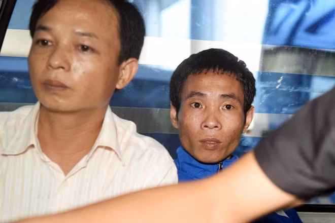 2 thuyen vien ha tinh ve nuoc sau 4 nam bi cuop bien giam giu