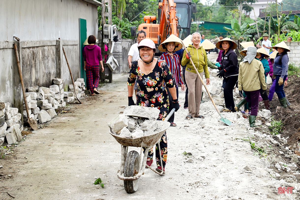Hà Tĩnh vững bước dưới ngọn cờ vinh quang của Đảng