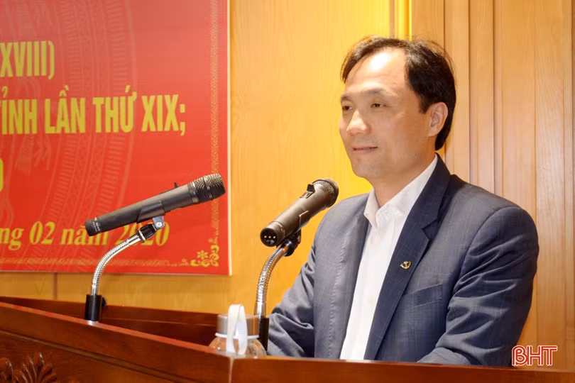 Tiếp thu tối đa ý kiến đại biểu, hoàn thiện dự thảo Báo cáo chính trị trình Đại hội Đảng bộ Hà Tĩnh lần thứ XIX