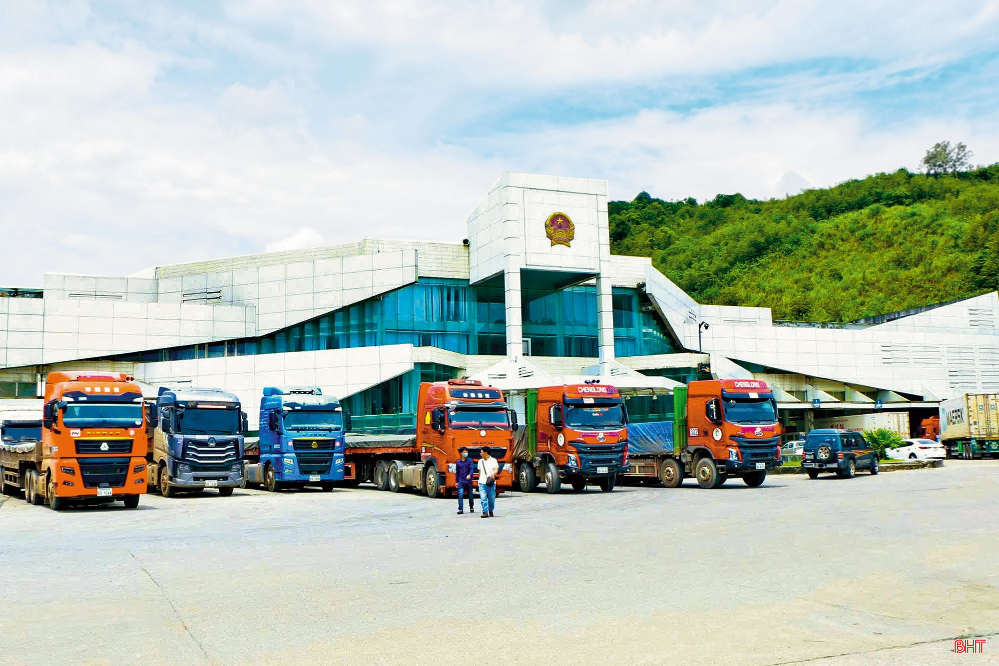 bqbht_br_nguyenoanh-cau-treo.jpg