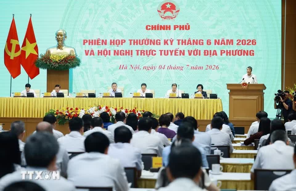 0407-phien-hop-chinh-phu-voi-dia-phuong-1.jpg