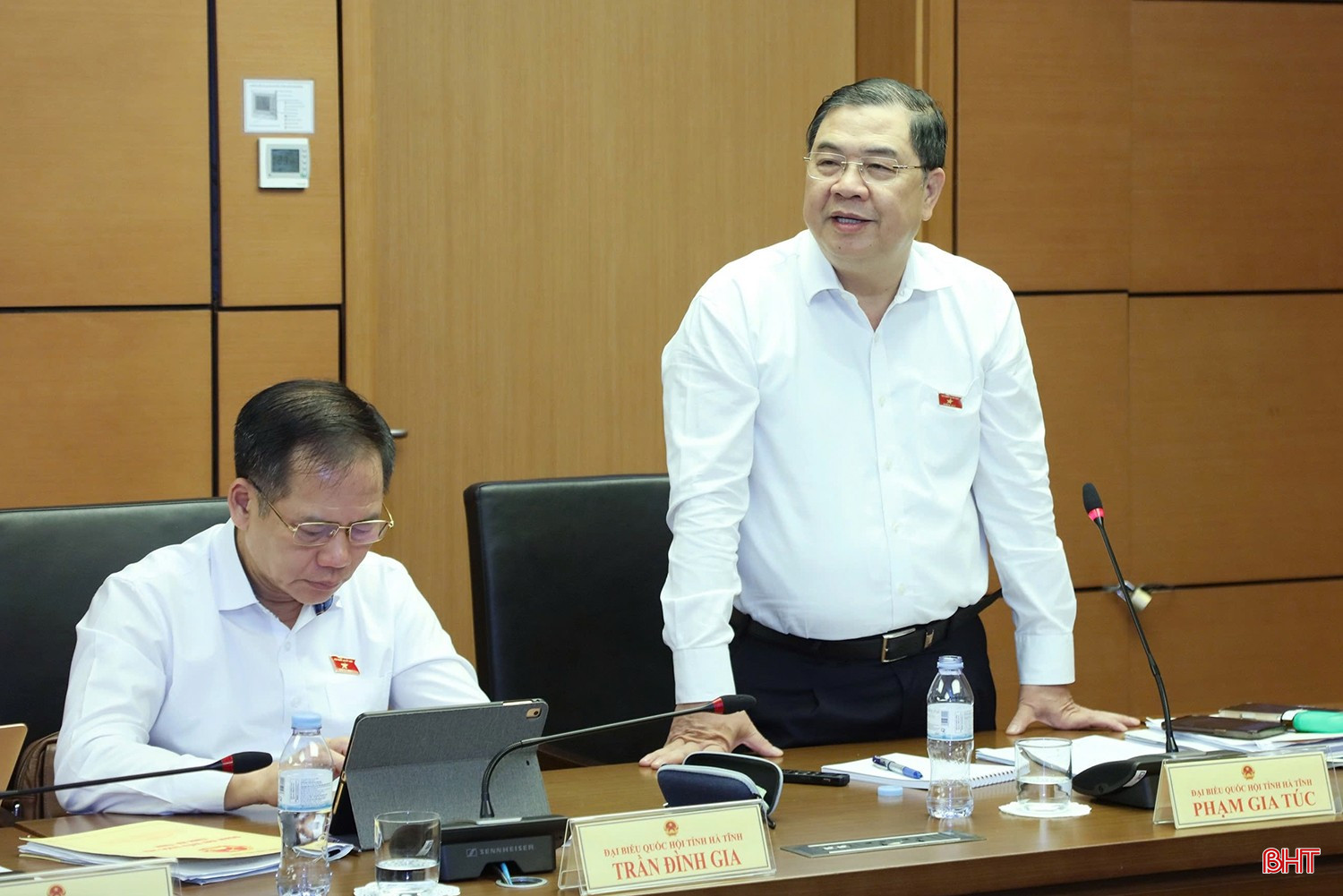 bqbht_br_sang104anh2phamgiatuc.jpg