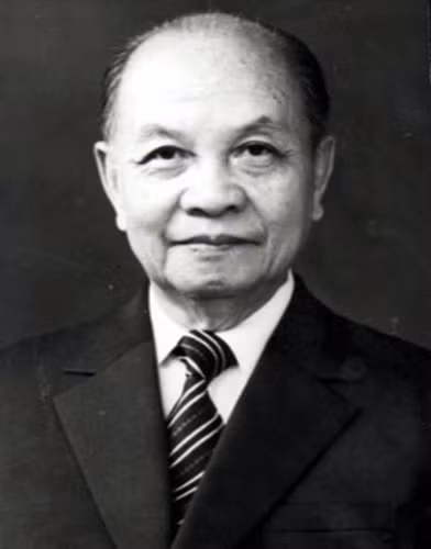 hinh anh tu lieu ve dong chi truong chinh tong bi thu cua doi moi