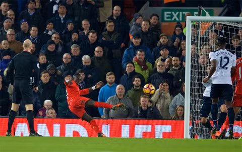 nguoi hung mane giup liverpool diet gon tottenham