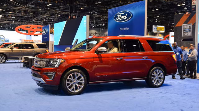 ngam suv 8 cho ford expedition 2018 bang xuong bang thit
