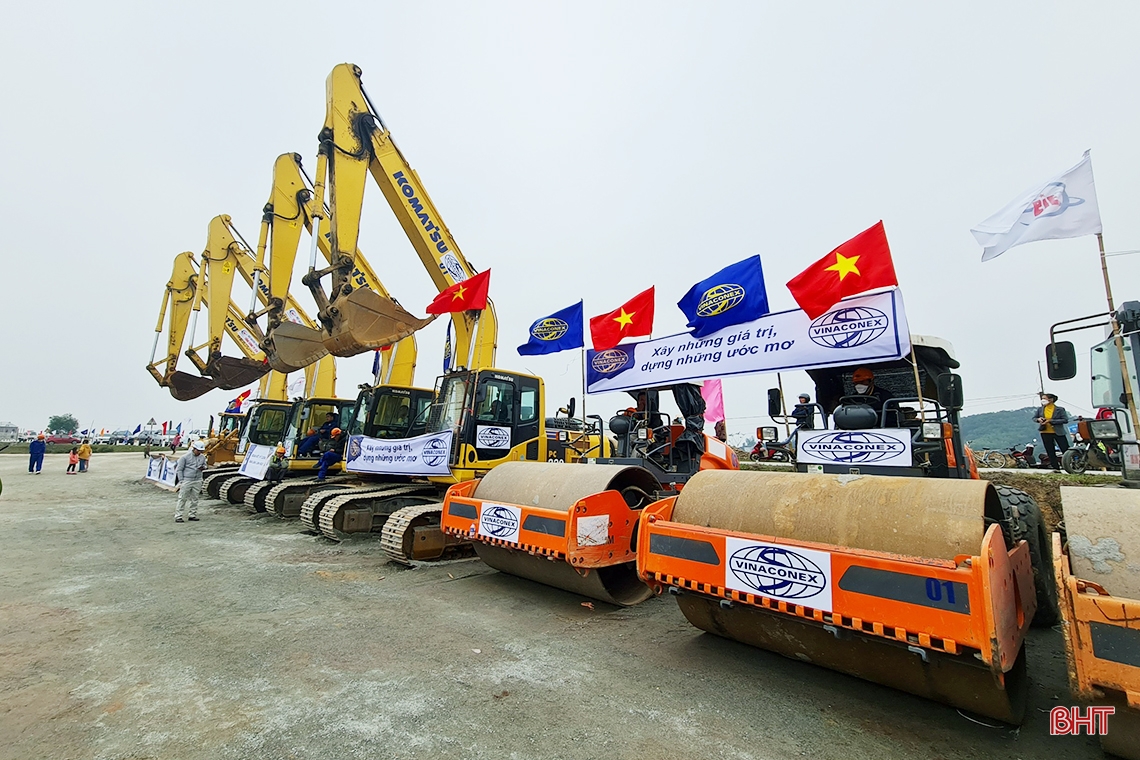 Người dân Hà Tĩnh trao niềm tin, gửi kỳ vọng vào dự án trọng điểm quốc gia
