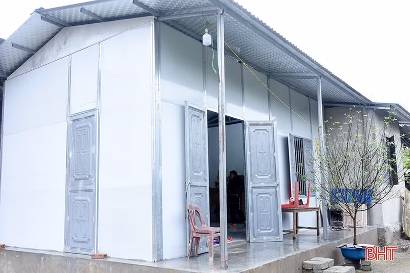Bàn giao tổng thể 1.000 ngôi nhà do Bộ Công an kêu gọi hỗ trợ vào cuối tháng 3
