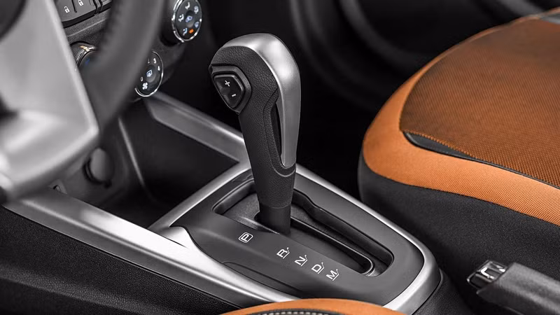 chevrolet ra mat xe crossover lai hatchback gia re moi