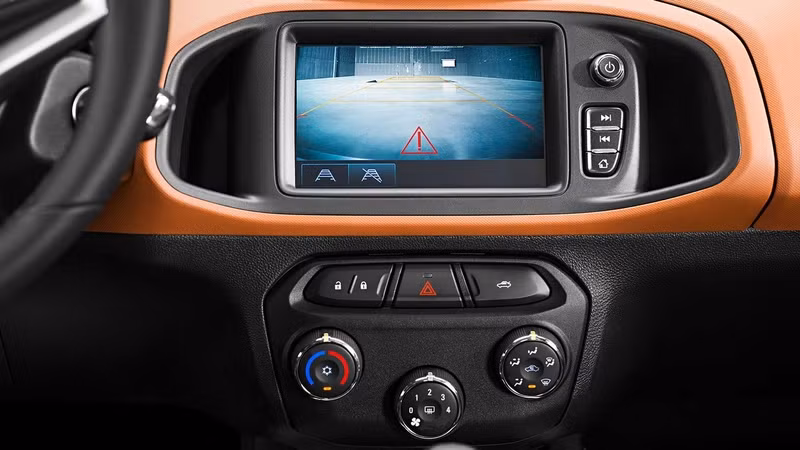 chevrolet ra mat xe crossover lai hatchback gia re moi