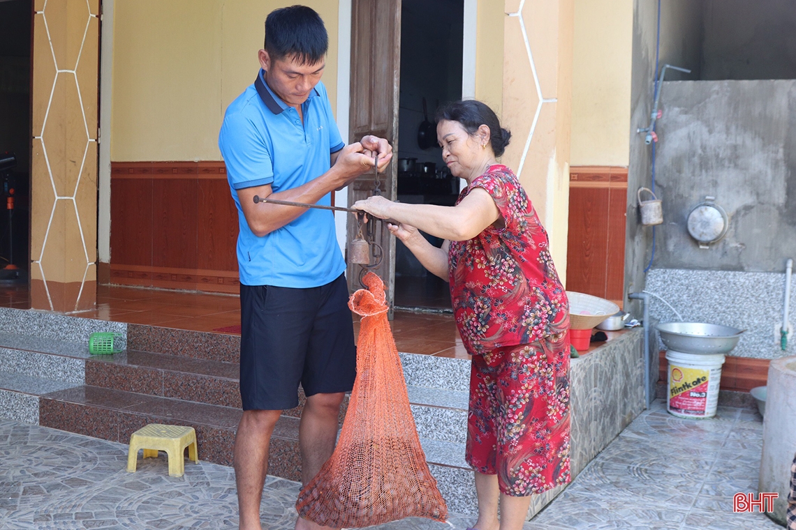 Mùa trám đen ở huyện miền núi Hà Tĩnh
