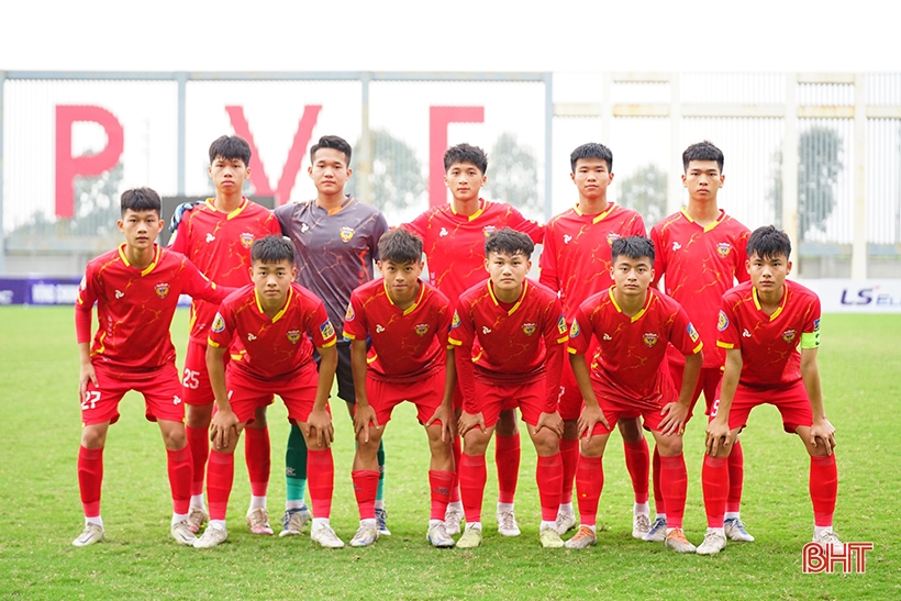 U17 Hồng Lĩnh Hà Tĩnh - từ “chú lính chì” đến ngôi vị á quân quốc gia