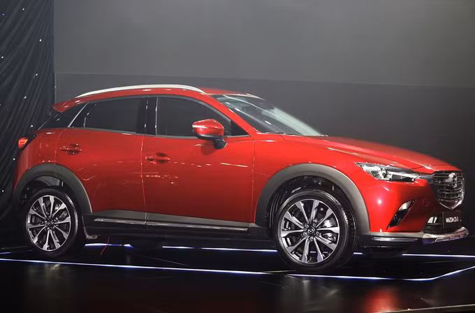 Mazda CX-3 và CX-30 ra mắt, giá từ 629 và 839 triệu đồng