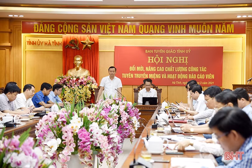 Noi gương Tổng Bí thư Hà Huy Tập, Hà Tĩnh quyết tâm làm tốt công tác giáo dục chính trị, tư tưởng