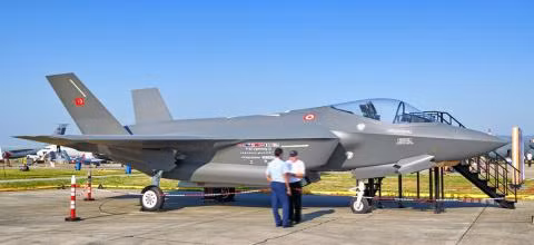 Mỹ thông báo bằng văn bản loại Thổ khỏi chương trình F-35