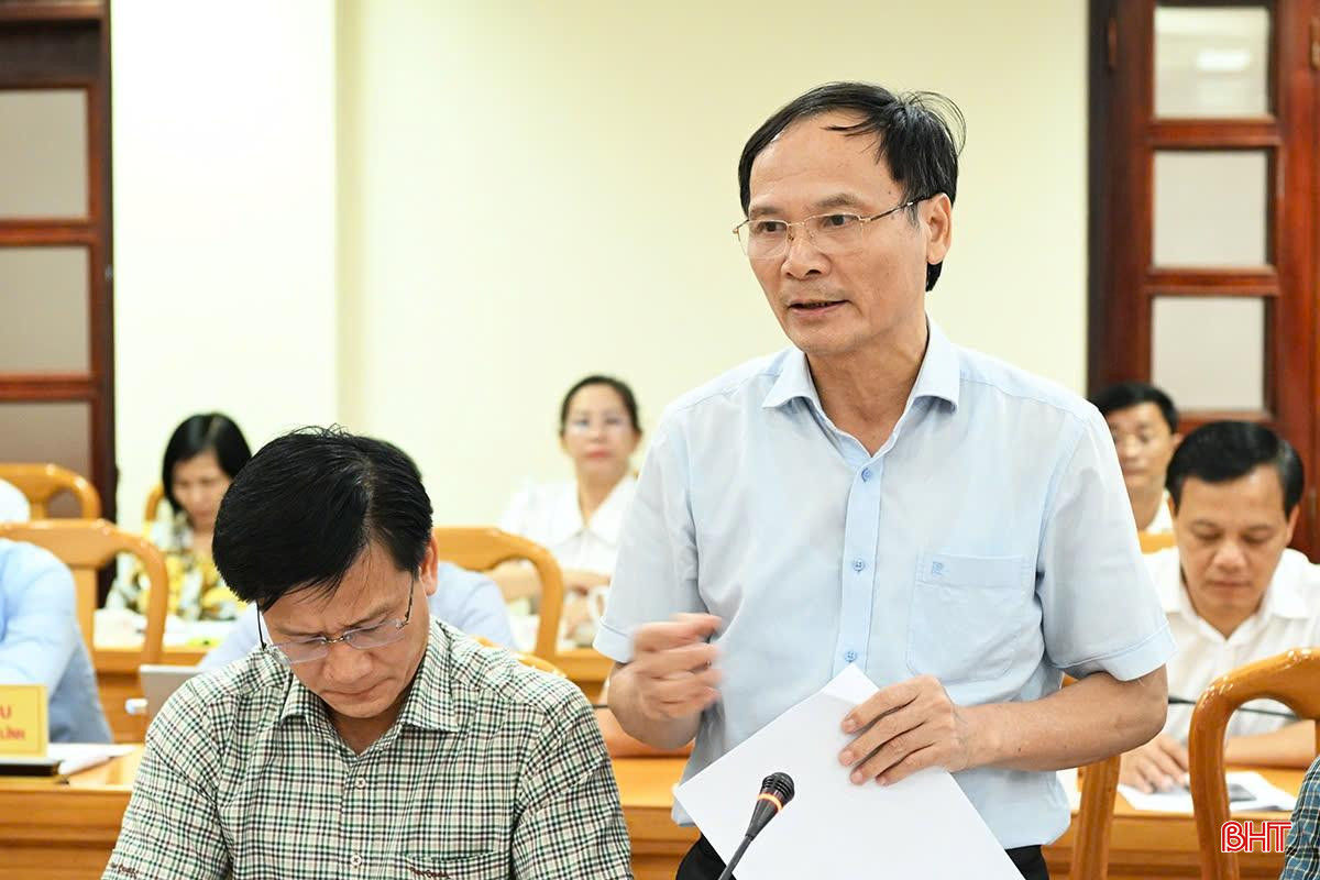 Giám đốc Sở NN&amp;PTNT Nguyễn Văn Việt nêu các tiêu chí cần tập trung để thực hiện tỉnh đạt chuẩn NTM.