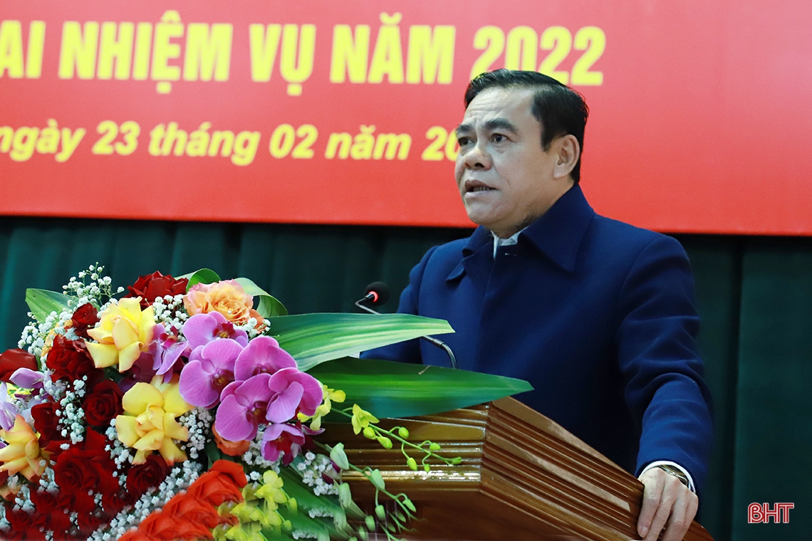 Xây dựng Hà Tĩnh đạt chuẩn tỉnh nông thôn mới là nhiệm vụ trọng tâm, xuyên suốt