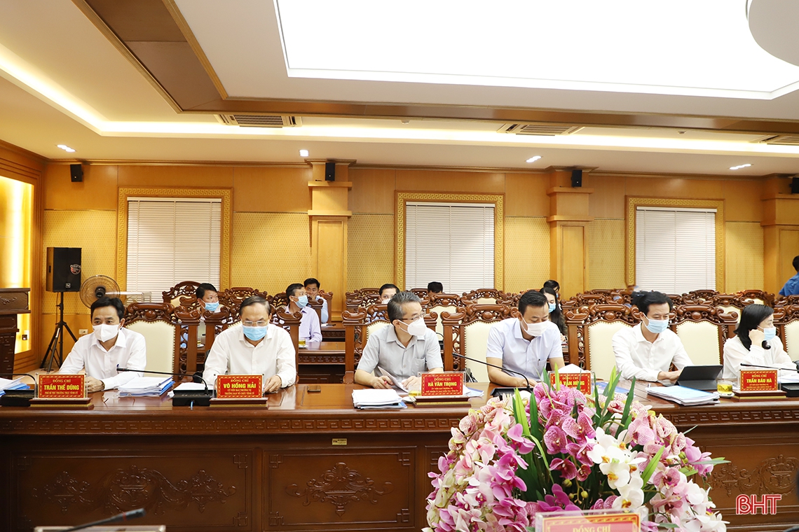 Tập trung hoàn thiện các đề án về phát triển TP Hà Tĩnh, tích tụ ruộng đất