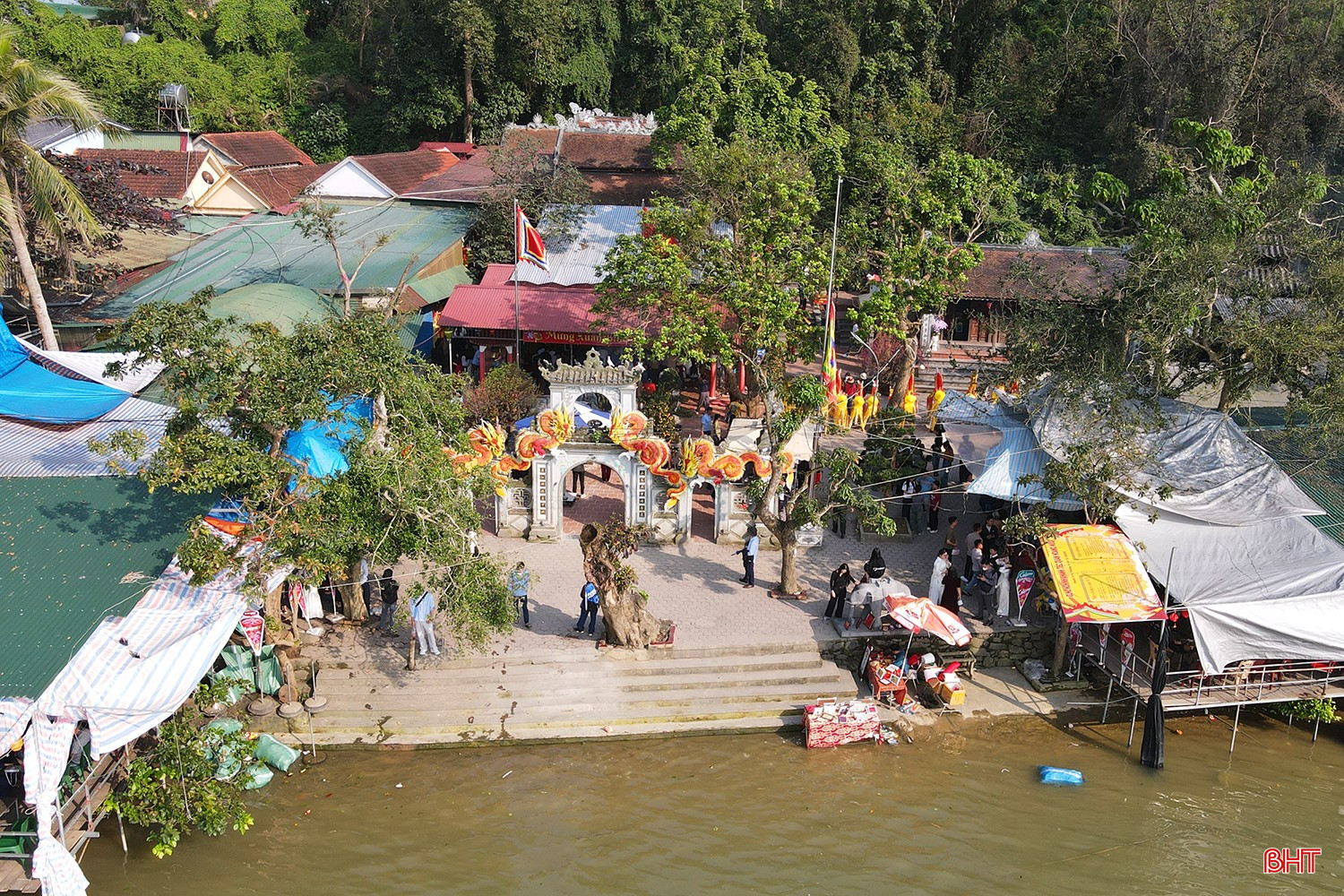 bqbht_br_chay-no-vang-ma-2.jpg