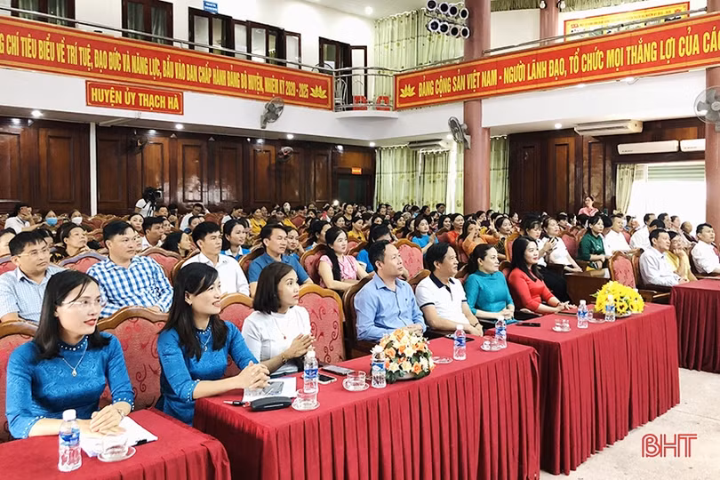 Hơn 600 phụ nữ Thạch Hà tham gia ngày hội phụ nữ khởi nghiệp