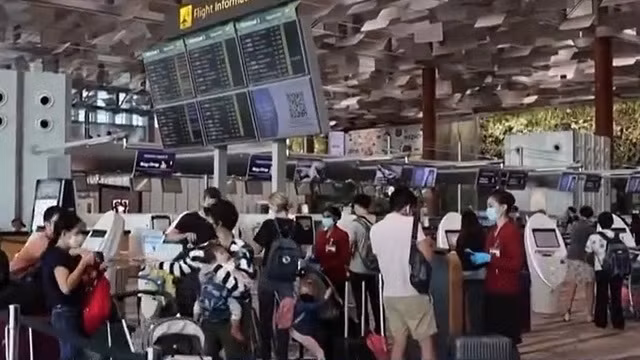 Singapore thông quan không hộ chiếu từ năm 2024
