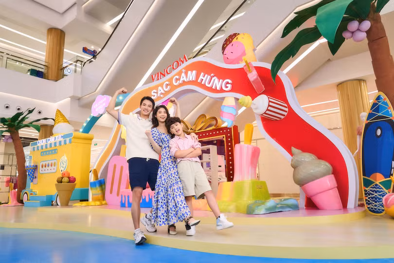 Cùng Vincom “Sạc đầy cảm hứng” đón hè sang tràn hứng khởi