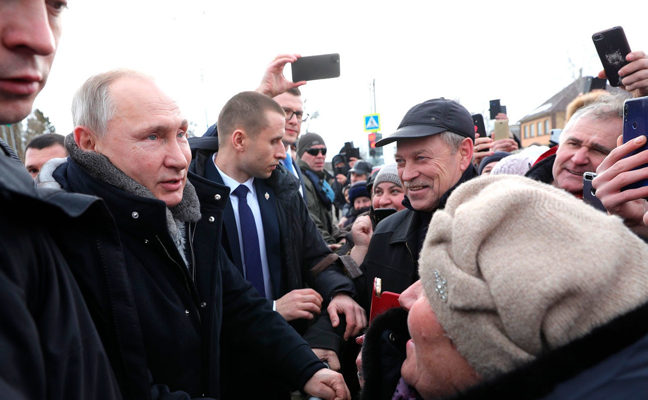 Bí ẩn “hàng rào sống” 4 lớp bảo vệ Tổng thống Nga Putin