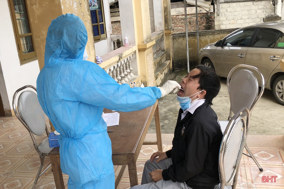 “Vắc-xin ý thức” vẫn là quan trọng nhất trong công tác phòng, chống dịch Covid-19