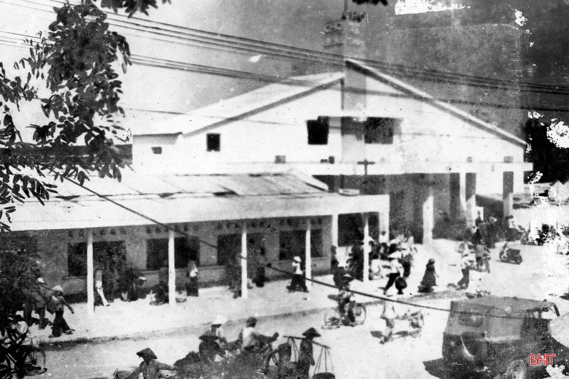 Thành Sen: xưa và nay