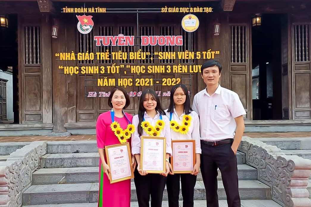 Trường THPT Đồng Lộc - 50 năm biết mấy tự hào