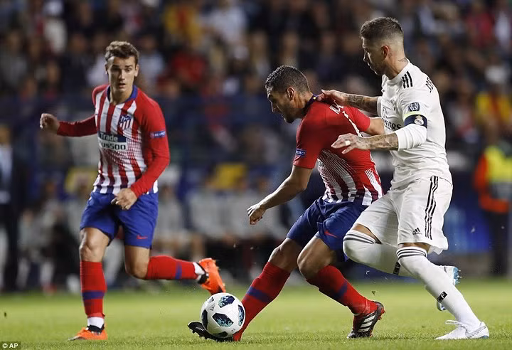 Toàn cảnh Real Madrid 2-4 Atletico Madrid: Cuộc rượt đuổi ngoạn mục