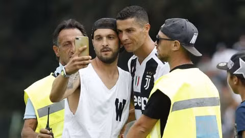Ronaldo - liều thuốc hồi sinh bóng đá Italia