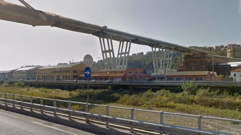 Lãnh đạo công ty điều hành cầu cao tốc đổ sập ở Italy bị kêu gọi từ chức