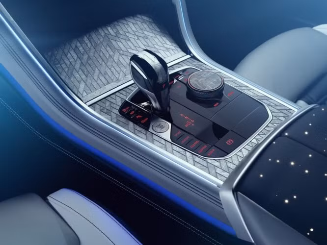 BMW 8 Series trở nên độc đáo với các chi tiết bằng thiên thạch