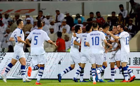 Uzbekistan 2-1 Oman: Ứng viên vô địch giành 3 điểm khó nhọc