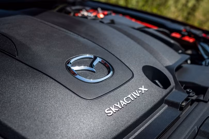 Mazda3 thế hệ mới ra mắt, dùng động cơ xăng không bugi