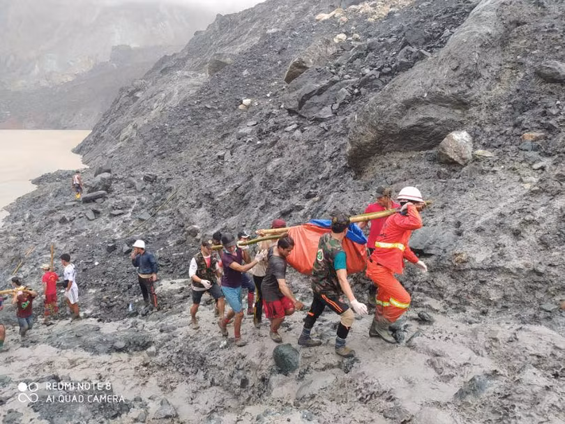 Hiện trường vụ sạt lở mỏ ngọc bích khiến hơn 100 người thiệt mạng ở Myanmar