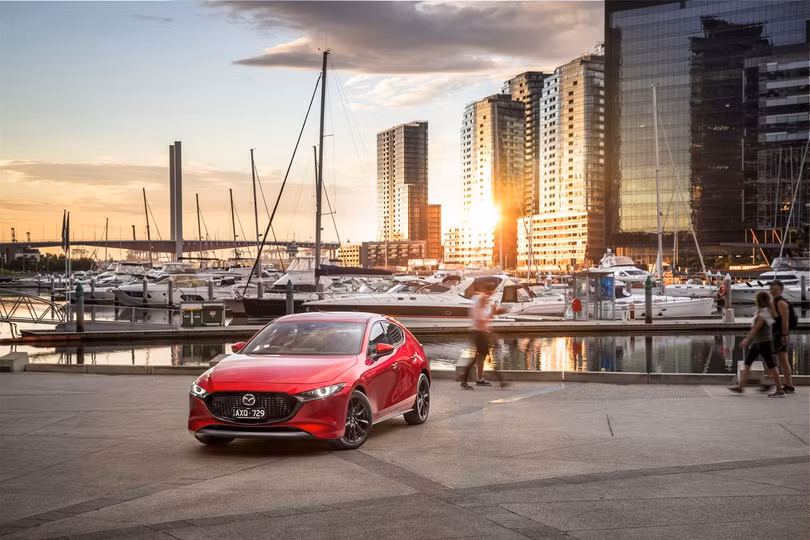 Mazda3 thế hệ mới ra mắt, dùng động cơ xăng không bugi