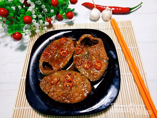 ca ngu kho nuoc mia ngot thom dam da cho bua com chieu doan tu
