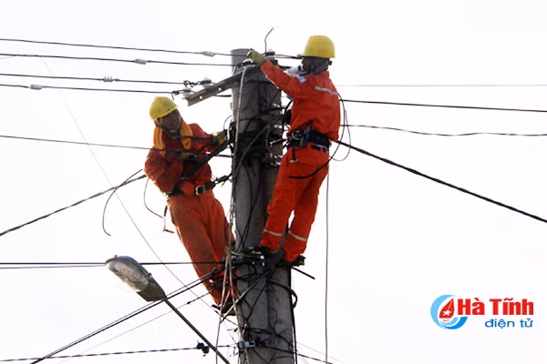 ha tinh con 24 xa phuong van chua co dien tro lai