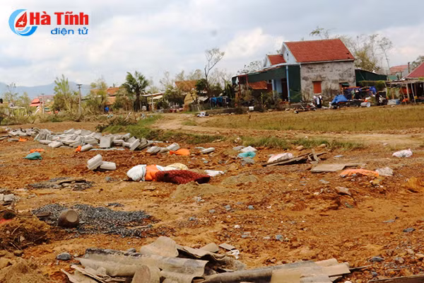 khu dan cu kieu mau vuon mau tanh banh sau bao