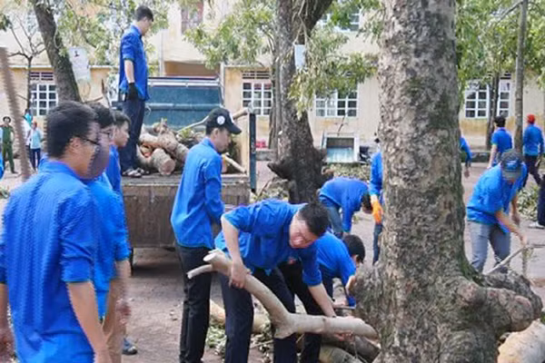 chung tay khac phuc hau qua con bao so 10