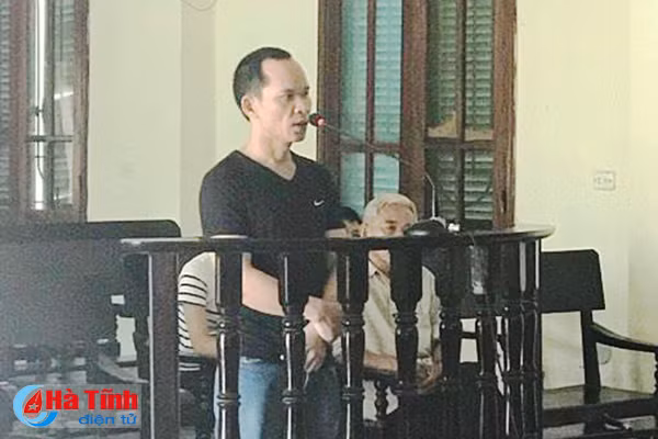 dap hu may atm pha cua hang di dong boc lich 21 thang tu