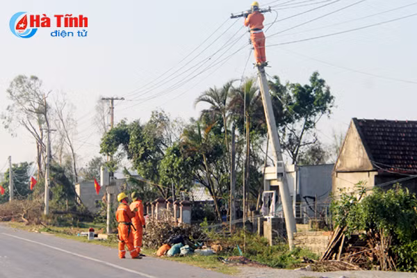 ha tinh con 24 xa phuong van chua co dien tro lai