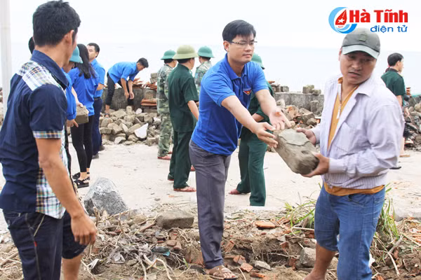 chung tay khac phuc hau qua con bao so 10