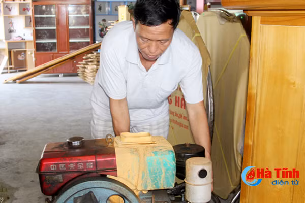 may phat dien cuu canh cho nguoi dan vung bao